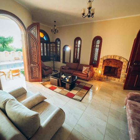 Tunis Palace - الفيوم المظهر الخارجي الصورة